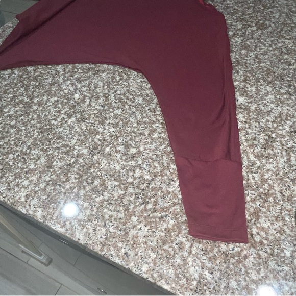 Helly Hansen top - Picture 2 of 7